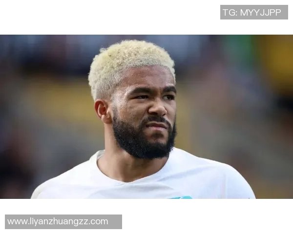 足球巨星齐聚一堂 揭开世界顶级球员背后的传奇故事